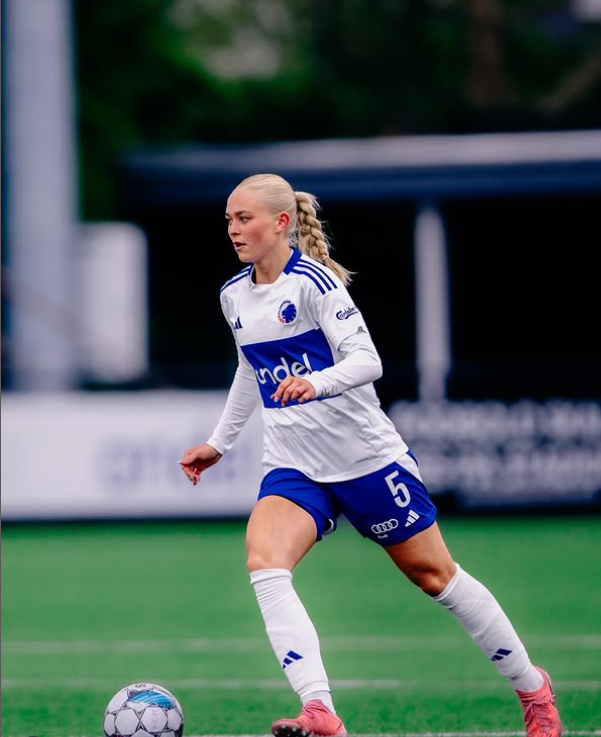 Emma Jensen, namorada de Conrad Harder