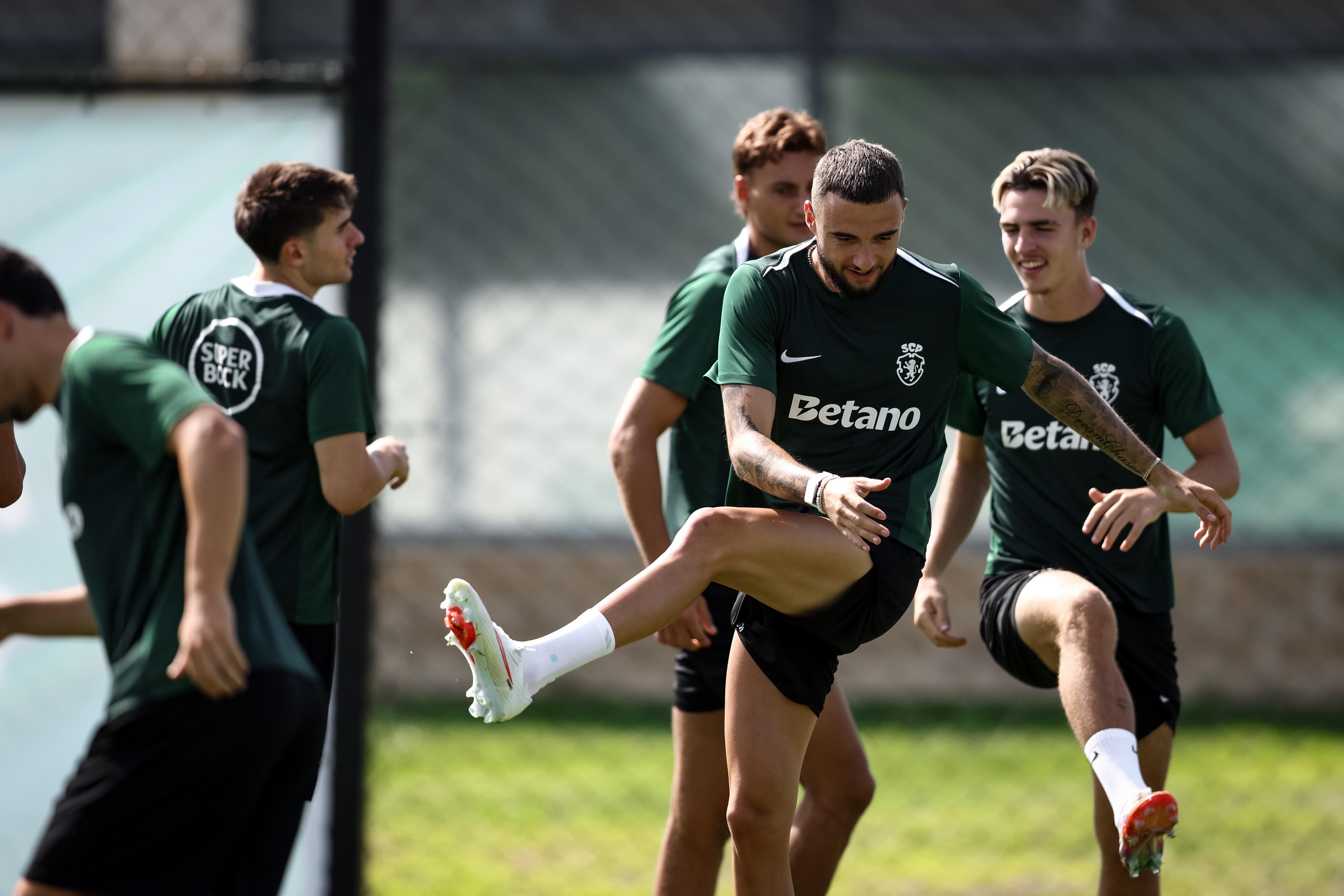 Zeno Debast no treino do Sporting desta terça-feira, 18 de agosto. Foto Sporting CP