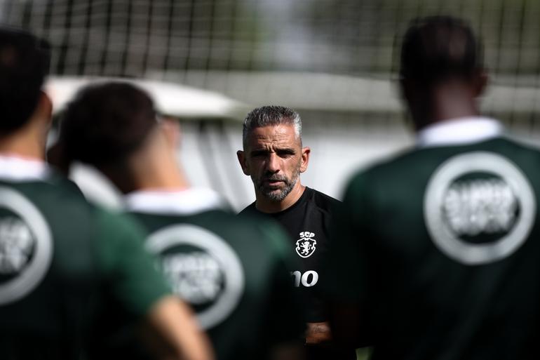 Rui Borges no treino do Sporting desta terça-feira, 18 de agosto. Foto Sporting CP