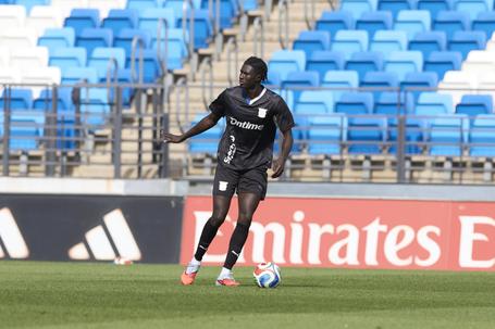 Mercado: Sporting insiste em central senegalês e desiste de médio do Marítimo