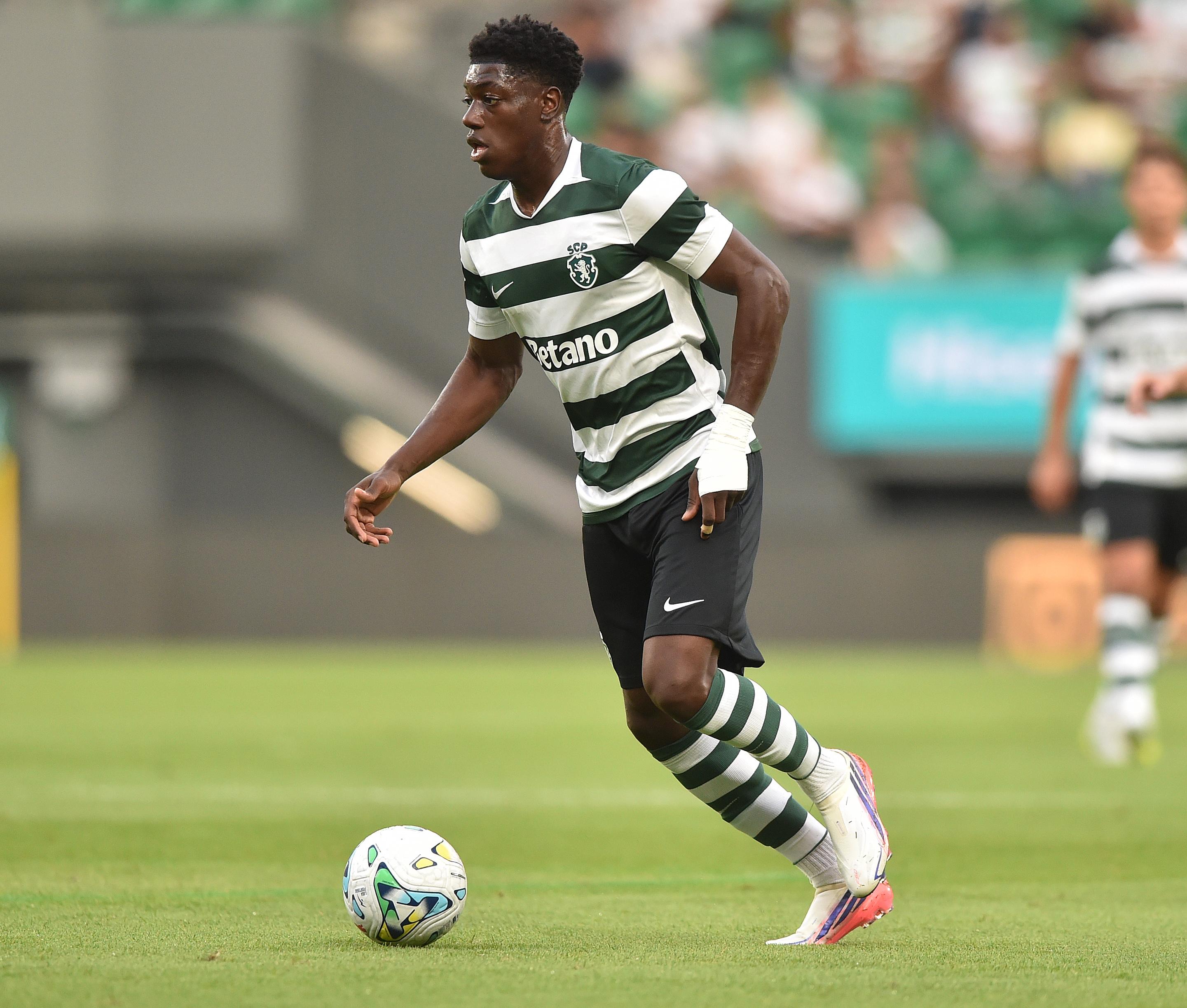 Issa Doumbia, médio. Jogos com Ruben Amorim: 0; jogos com Rui Borges: 2. Foto Miguel Nunes