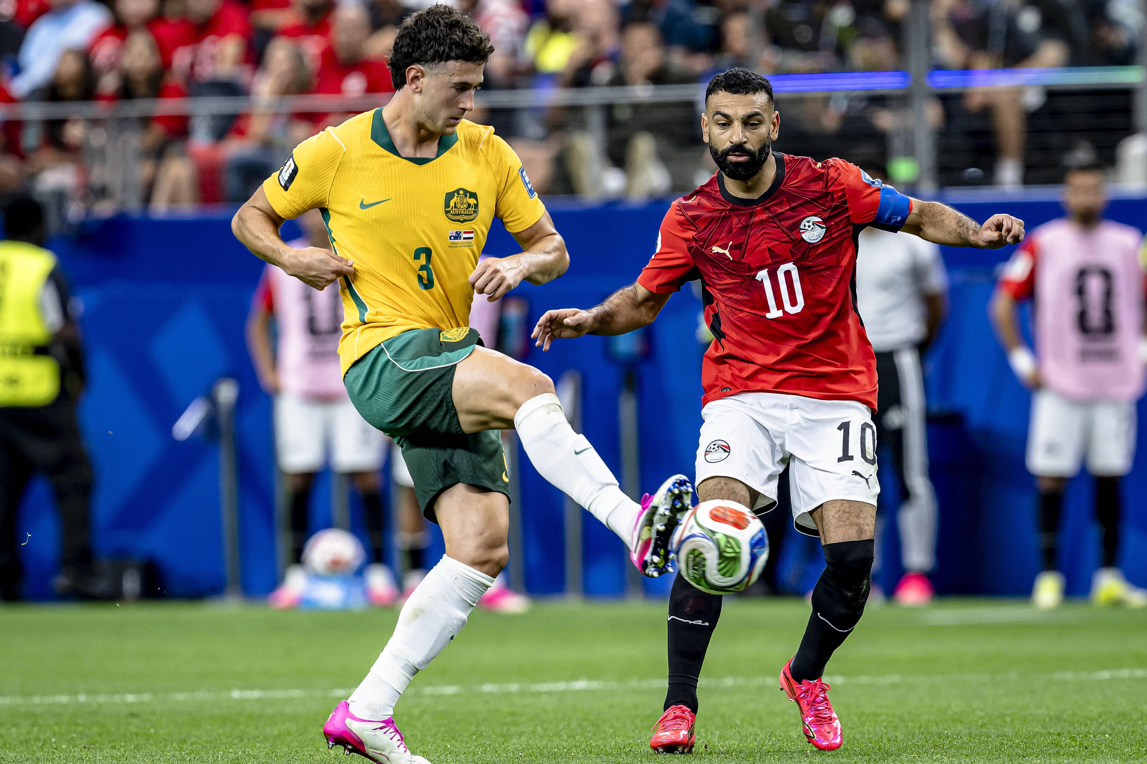 Alessandro Circati, 22 anos, em ação no Mundial contra o Egito, de Salah — Foto: IMAGO