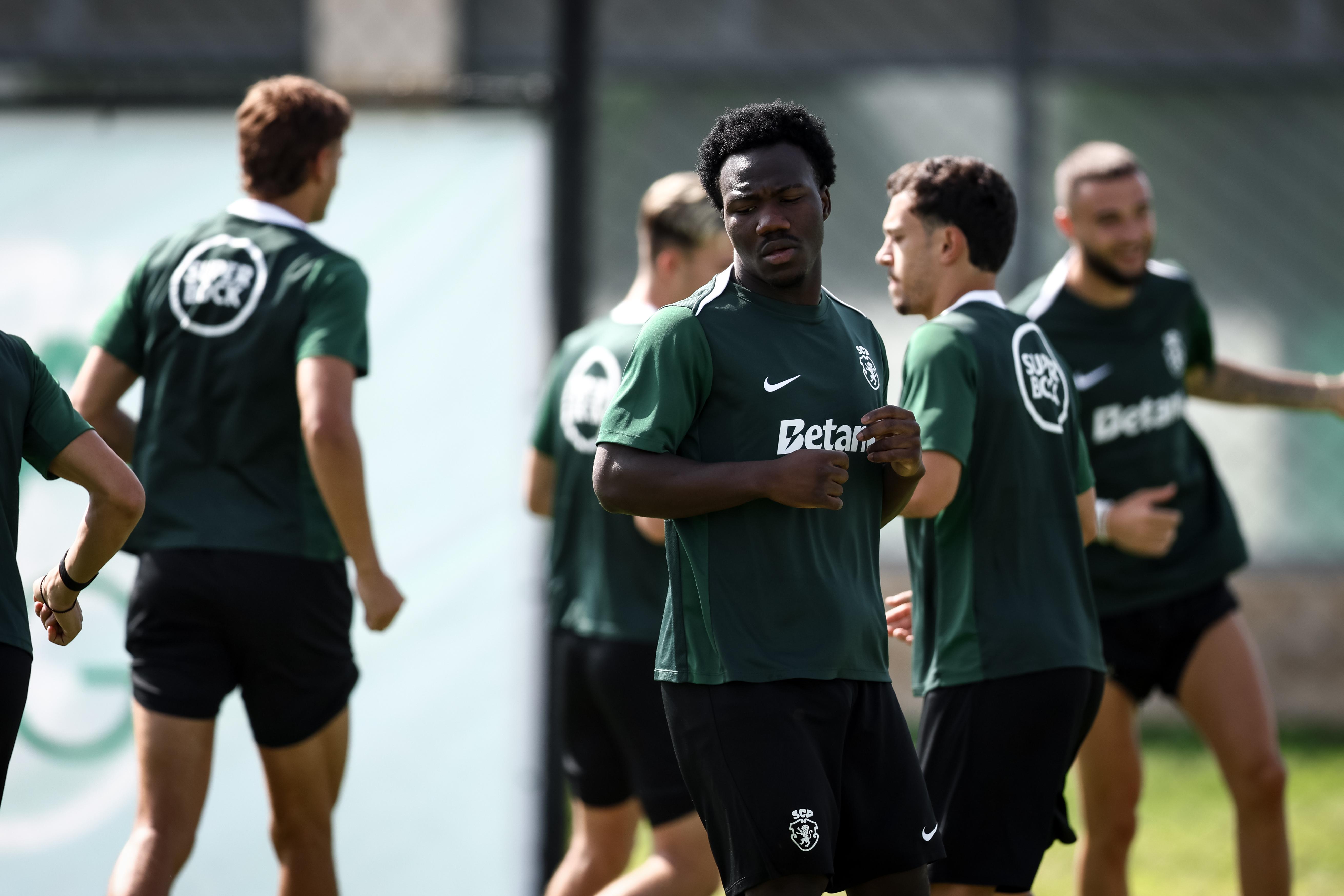 Nestory Irankunda no treino do Sporting desta terça-feira, 18 de agosto. Foto Sporting CP