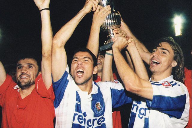 FC Porto recorda vitória na Supertaça: «Benfica desfeito em pedaços...»