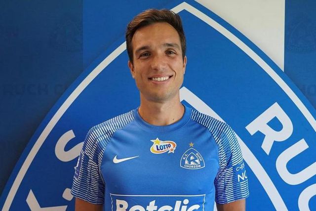 Tomás Podstawski assina pelo Ruch Chorzów