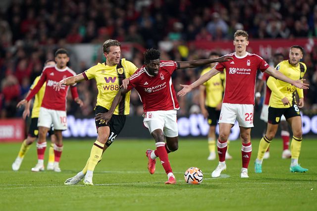 Nottingham Forest, com Vlachodimos no banco, e Burnley empatam no fecho da jornada