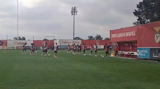 Treino do Benfica antes da partida para Belgrado