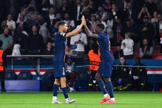 ‘Frango’ de Gazzaniga a meias com Nuno Mendes salva PSG na Champions