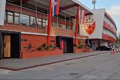 Os arredores do estádio do Estrela Vermelha