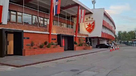 Os arredores do estádio do Estrela Vermelha