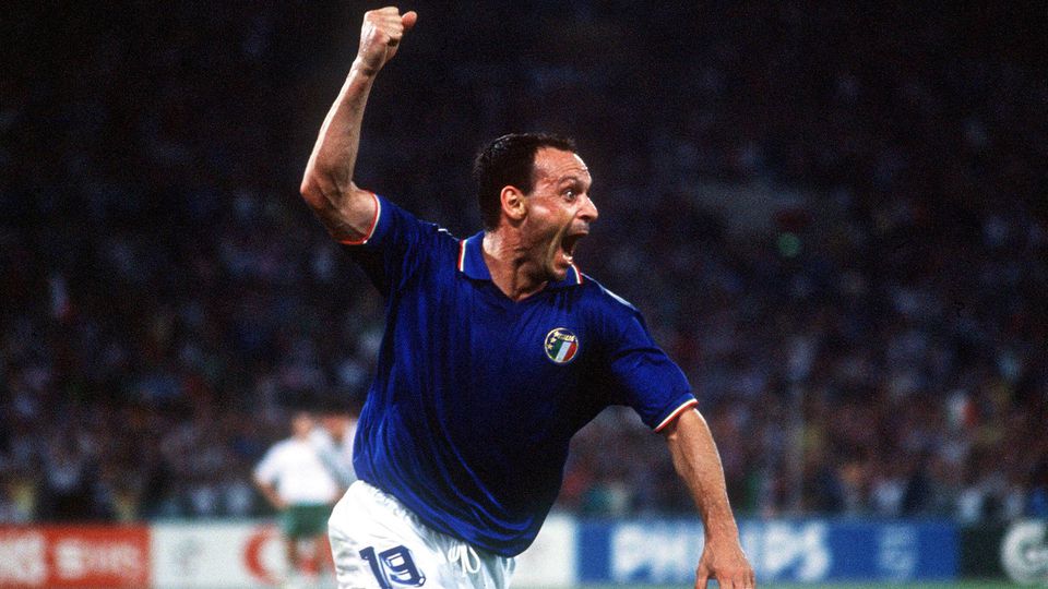 Totò Schillaci, lenda da seleção italiana, morre aos 59 anos