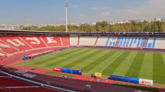 Como está o estádio que vai receber o Benfica amanhã