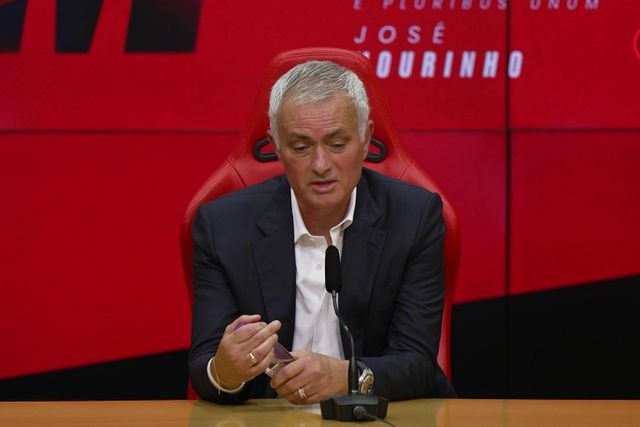 Mourinho não pensa no que aconteceu há 25 anos