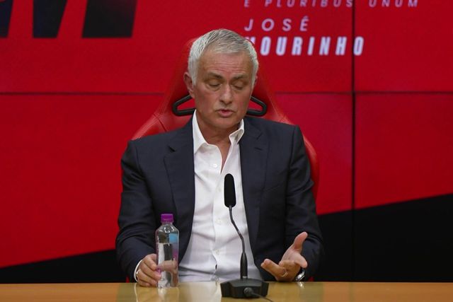 Que receção espera Mourinho quando for ao Dragão com o Benfica?