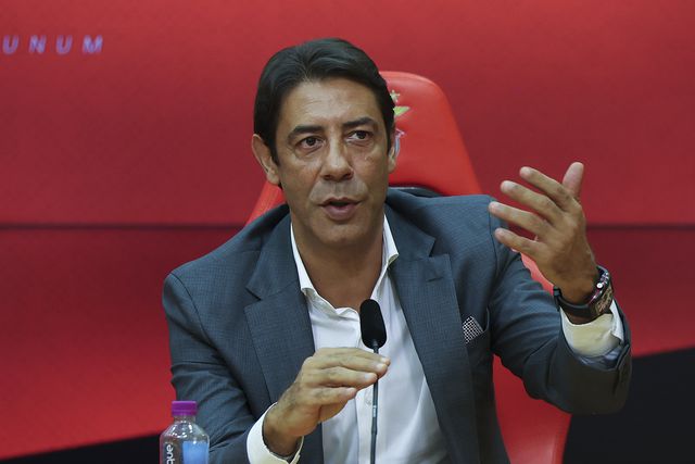 Rui Costa na apresentação de José Mourinho no Benfica - Foto: José Sena Goulão/LUSA