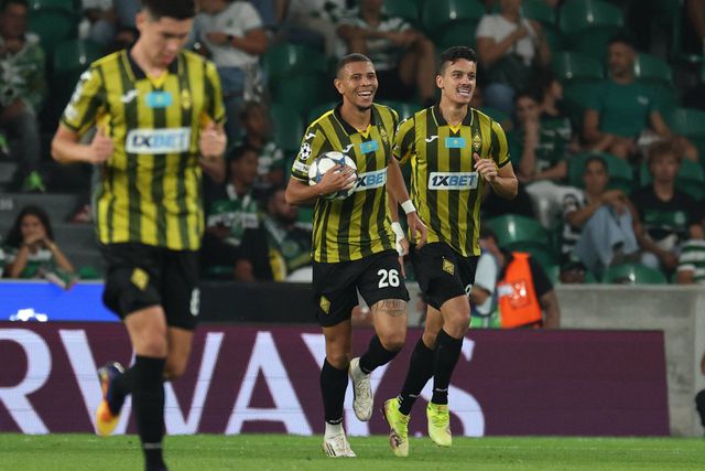 Vídeo: Edmilson faz o golo de honra do Kairat