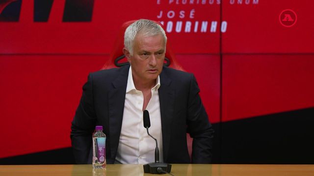 O que diria Mourinho ao José que iniciou a carreira no Benfica há 25 anos?