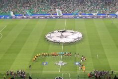 Momento insólito em Alvalade: hino da Liga Europa passa antes do Sporting-Kairat