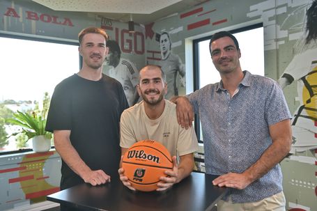 EuroBasket: «Combinámos que não pedíamos autógrafos»