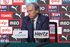 «Convocar 44 jogadores não tem lógica nenhuma»