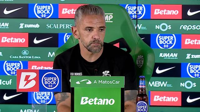 «Inconsistência? Tenho de puxar a cassete atrás...»