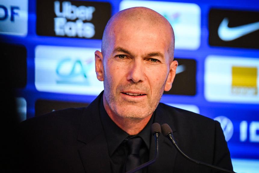 Zinedine Zidane em conferência de imprensa - Foto: IMAGO
