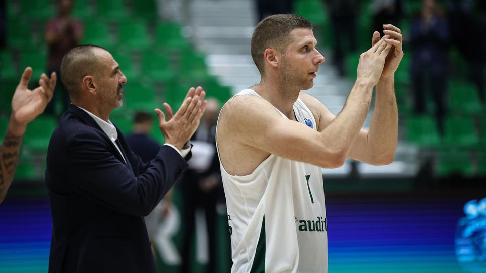 Basquetebol: treinador do Sporting fala em união