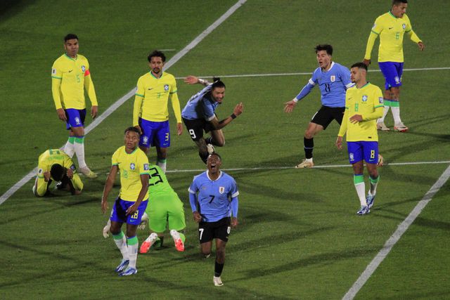 Exibição para esquecer do Brasil: nenhum remate enquadrado e derrota com Uruguai após 22 anos