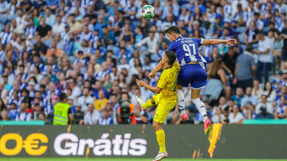 FC Porto: sobram Zé Pedro e Fábio Cardoso