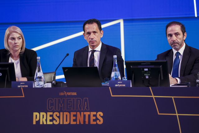 Proença admite hipótese de antecipar centralização dos direitos televisivos