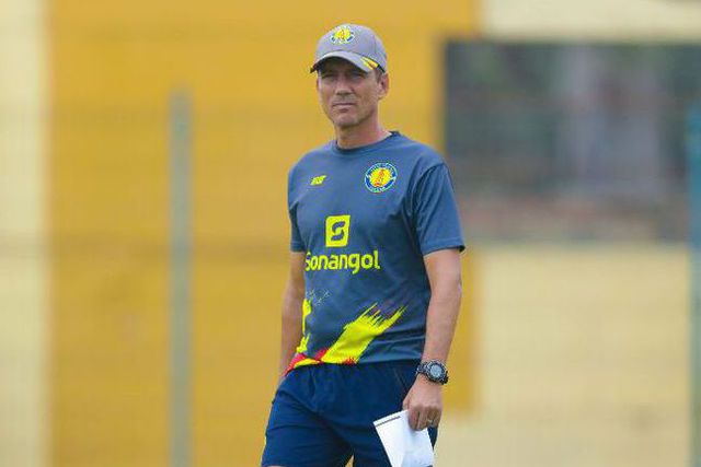 Oficial: Alexandre Santos deixa o Petro de Luanda