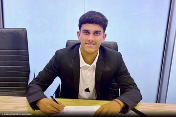 Filho de ex-Benfica assina contrato profissional com o Real Madrid