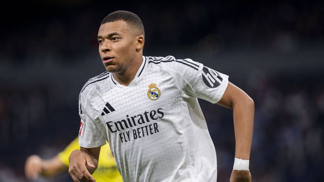 Ancelotti coloca-se à margem do escândalo à volta de Mbappé