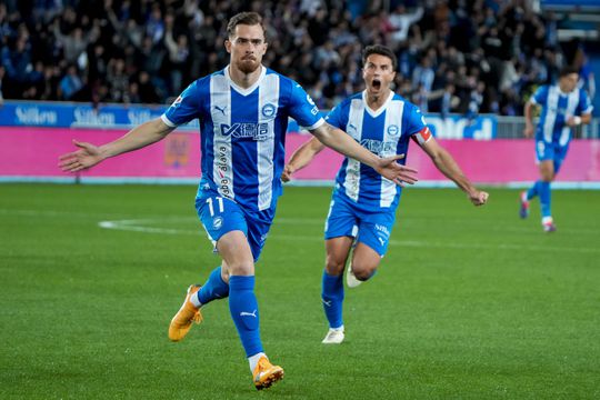 Golaço de Toni Martínez não impede derrota do Alavés com o penúltimo (vídeo)