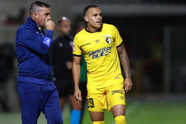 Ruan: «Vamos esquecer e bola para a frente»