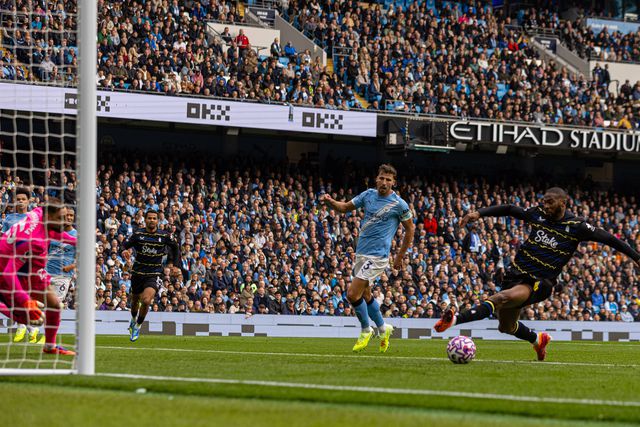 Manchester City-Everton: Haaland resolveu com dois golos