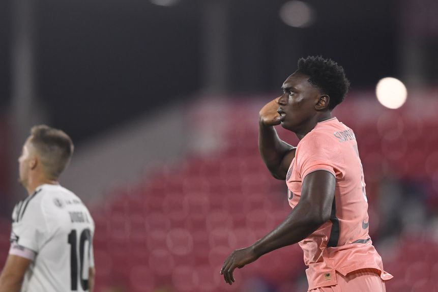 Samu celebra um dos golos marcados ao Celoricense - Foto: Catarina Morais/Kapta+