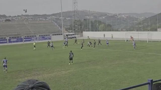 Filho de Rui Borges marca grande golo e ajuda a tombar o Estrela da Amadora