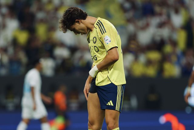 VÍDEO: João Félix marca um golaço e festeja à Ronaldo