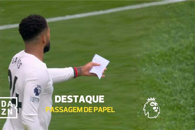 Deve ter letra feia! Maresca envia recado num papel... mas quem o entende?