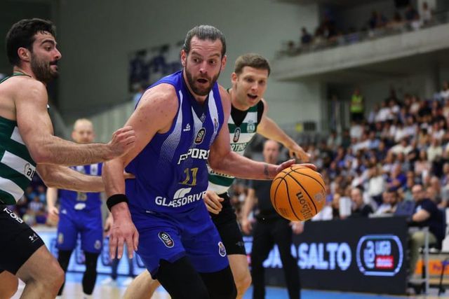 Sporting vence FC Porto no Dragão Arena