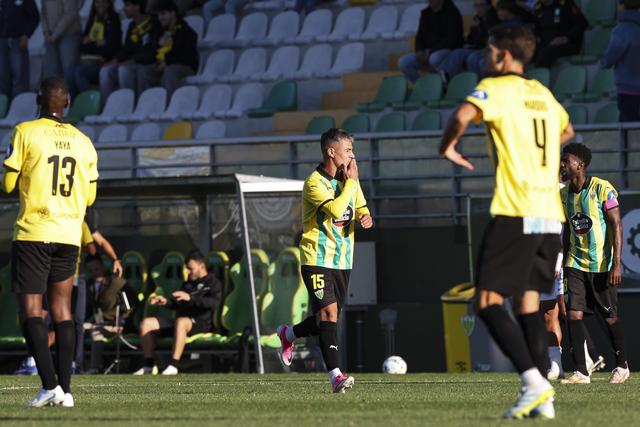 Carraça celebra golo contra o Alverca - Foto: PAULO NOVAIS/LUSA