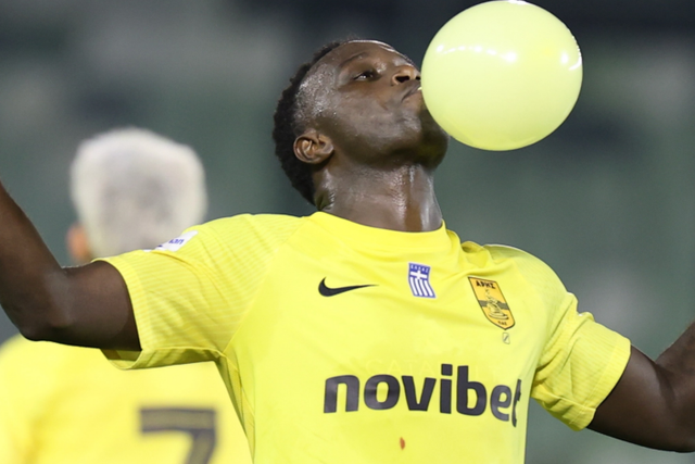 Bruma e o seu célebre festejo  - Foto:  Instagram/Aris