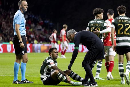 Zalazar sofreu um problema muscular na coxa esquerda - Foto: IMAGO