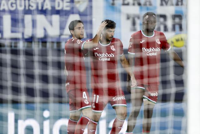 Festejos da Real Sociedad depois do golo de Guedes - Foto: Jorge Zapata/EPA