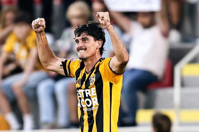 De regresso ao Lusitânia de Lourosa, Mika Borges continua a ser feliz, com golos e a assistências — Foto: Lusitânia de Lourosa