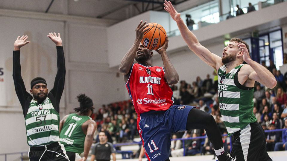 Basquetebol: Oliveirense impõe primeira derrota ao líder Sporting