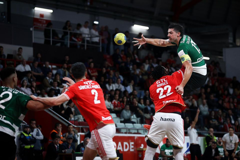 EM DIRETO: Sporting arrasa o Benfica e conquista a Supertaça