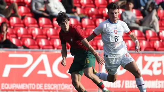 Portugal evita primeira derrota na Liga de Elite sub-20 nos segundos finais