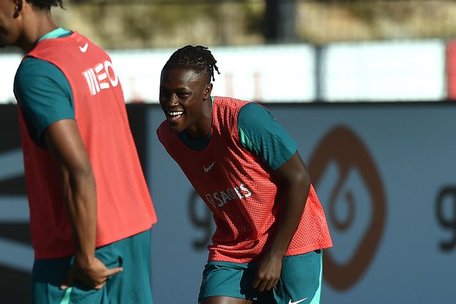 Martínez elogia Quenda e lamenta não poder chamar João Simões e Rodrigo Mora